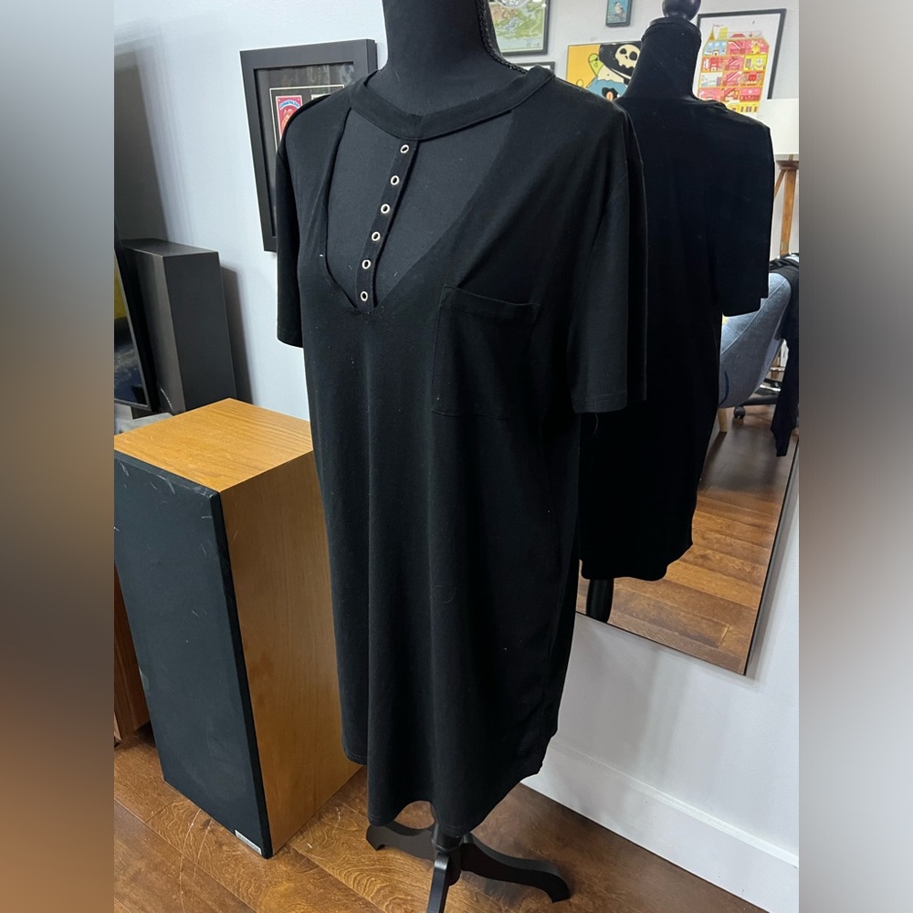Rock & Roll t-shirt dress. Size L.